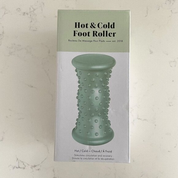 Indigo Hot & Cold Non Toxic Silica Massager Foot Roller Mint Green Sz OS NWT - Picture 1 of 6